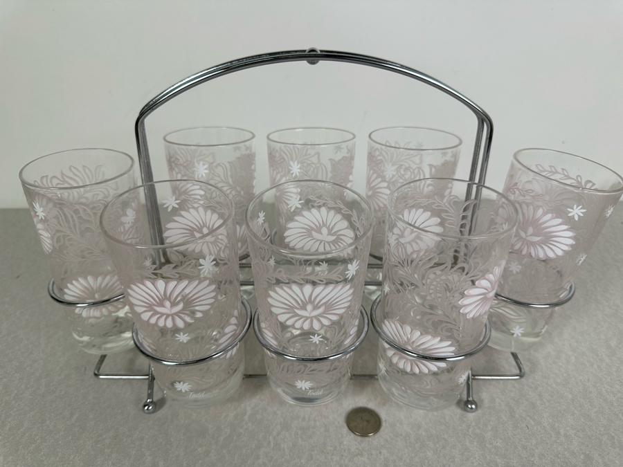 Vintage Glassware 8 Glasses 5.5'H With Chrome Caddy [Photo 2]