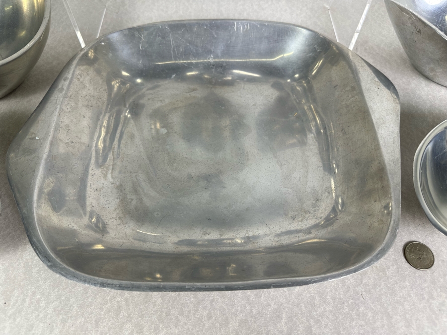 (6) Nambe Bowls, (1) Nambe Ashtray & (1) Nambe Vase (579, 530, 567, 515, 526, 707, 6180) Largest Is 14'W [Photo 5]