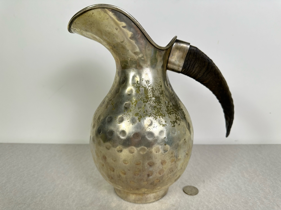 Vintage MCM Mexican Hammered Silverplate Pitcher Signed LR With Horn Handle 10.5'H [Photo 2]