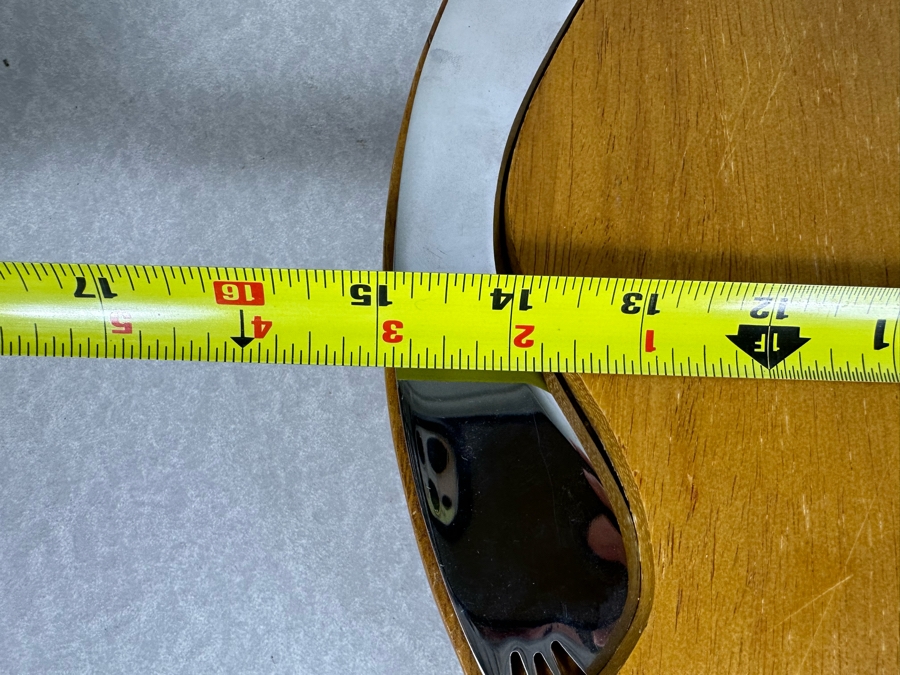 Nambe Acacia Wood Cheese Block With Knife & Spreader Magnetic 15'W [Photo 8]