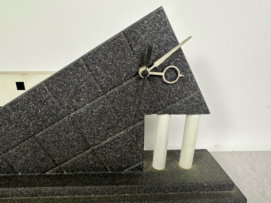 Vintage Phil Long Design Mantle Clock Working 18'W X 4'D X 8.5'H [Photo 3]