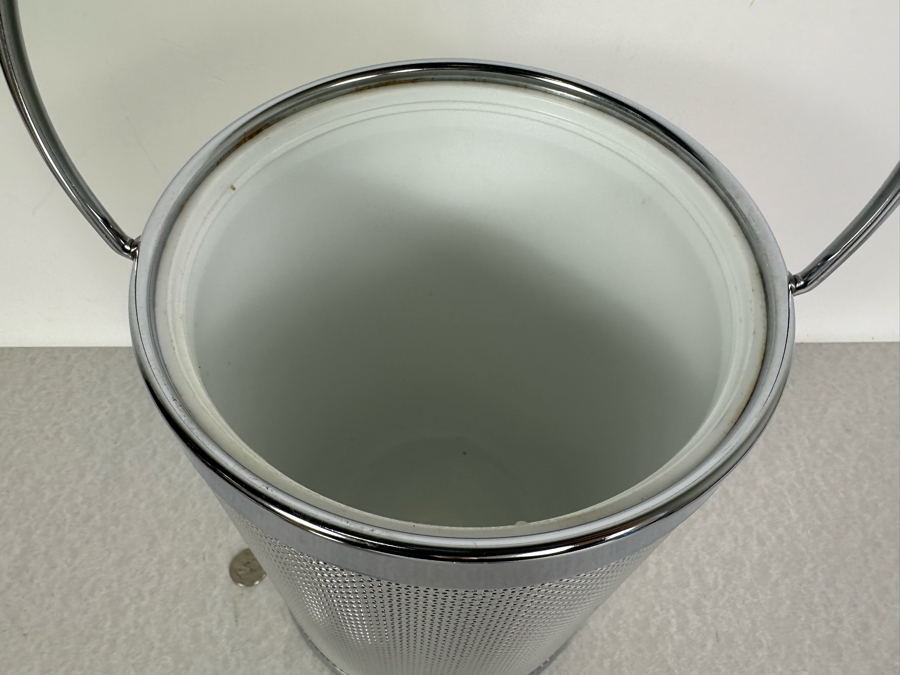 Vintage MCM Serv-Master Silver Toned Like New Mirror Finish Ice Bucket 11'H [Photo 5]