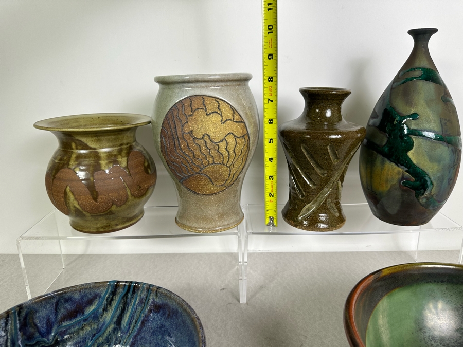 Collection of 6 Artist Signed Studio Pottery Bowls and Vases [Photo 16]