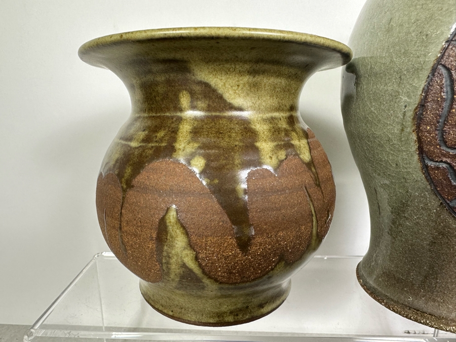 Collection of 6 Artist Signed Studio Pottery Bowls and Vases [Photo 9]