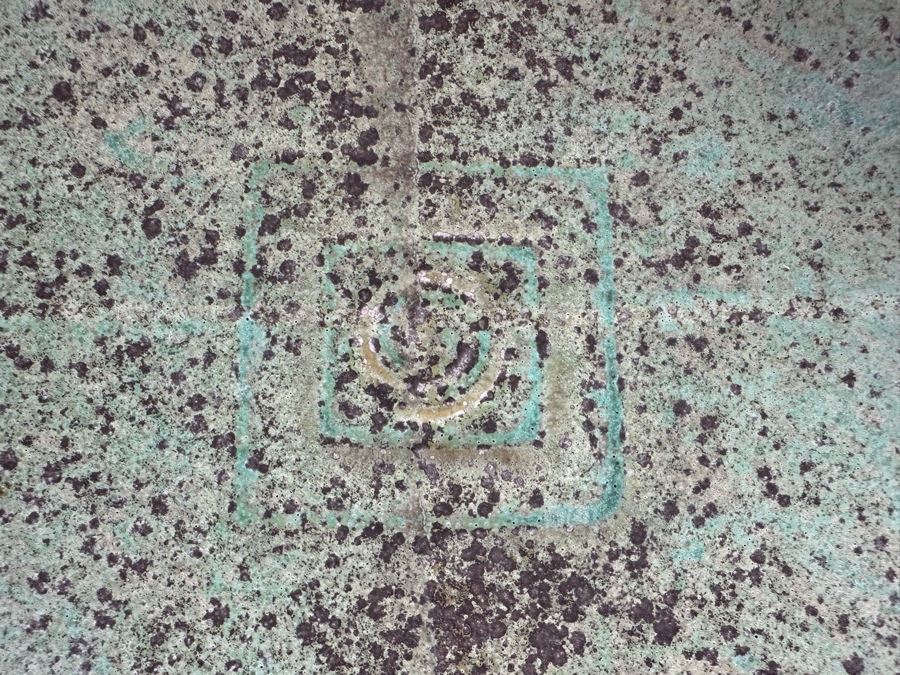 Artist L. Green Signed Studio Pottery Bowl Wall Hanging 14'W X 14'D X 3'H [Photo 2]