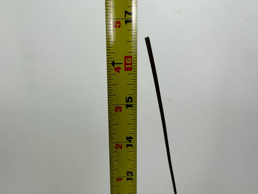 Handmade Metal Wire Sculpture 16.5'H [Photo 7]