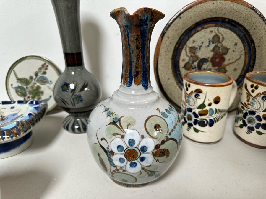 Large Collection Of Hand Painted Mexican Pottery: Duck, Owls, Lions, Vases & More [Photo 18]