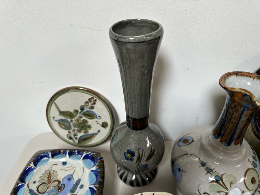 Large Collection Of Hand Painted Mexican Pottery: Duck, Owls, Lions, Vases & More [Photo 9]