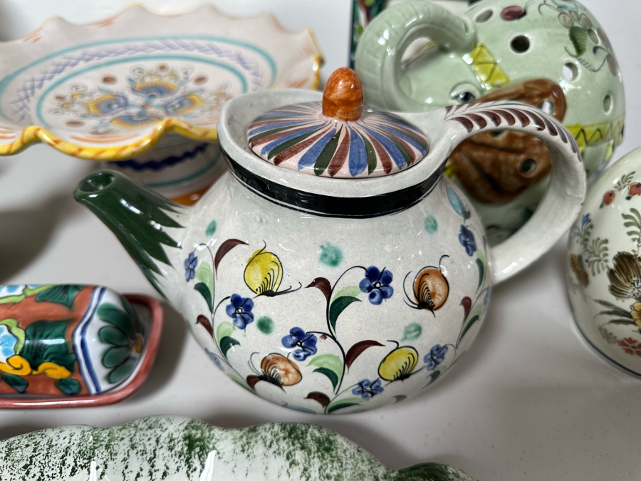 Large Collection Of Hand Painted Mexican Pottery [Photo 4]