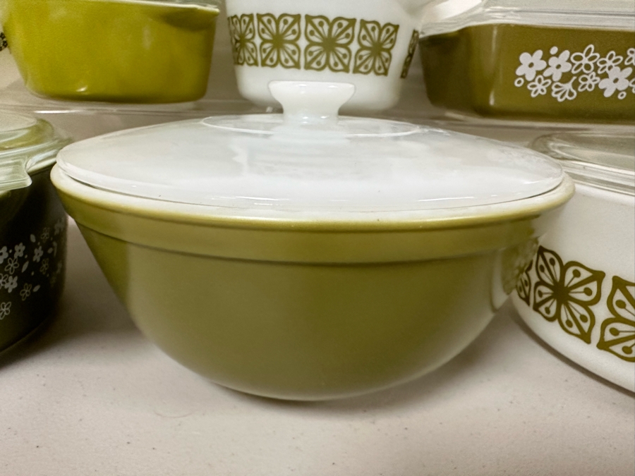 Vintage Green Pyrex Lot [Photo 7]