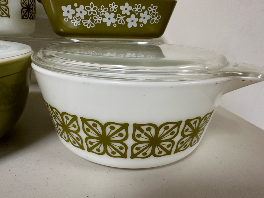 Vintage Green Pyrex Lot [Photo 8]