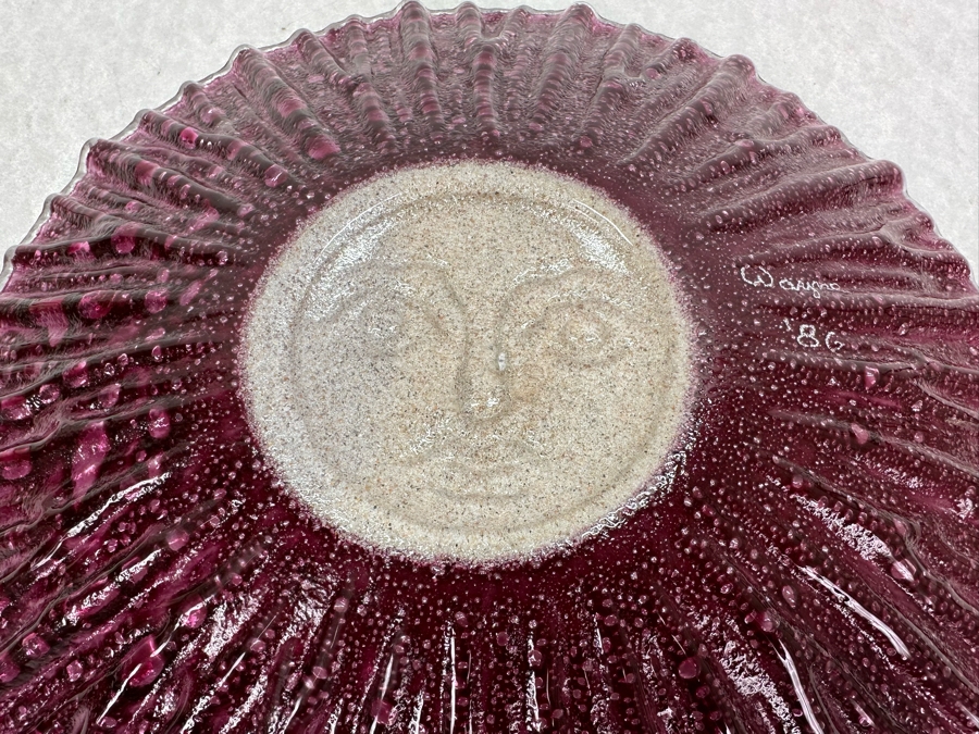 Art Glass Sunburst Plate 10'R [Photo 3]