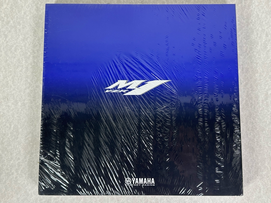 Sealed 2021 MotoGP Season's Highlights Yamaha Factory Racing Book [Photo 3]
