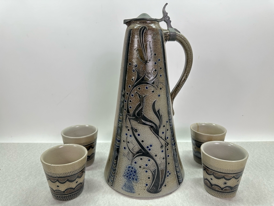 Vintage Large Wim Muhlendyck Animal Stoneware Beer Stein 14'H With Four Matching Cups 3.25'H [Photo 2]