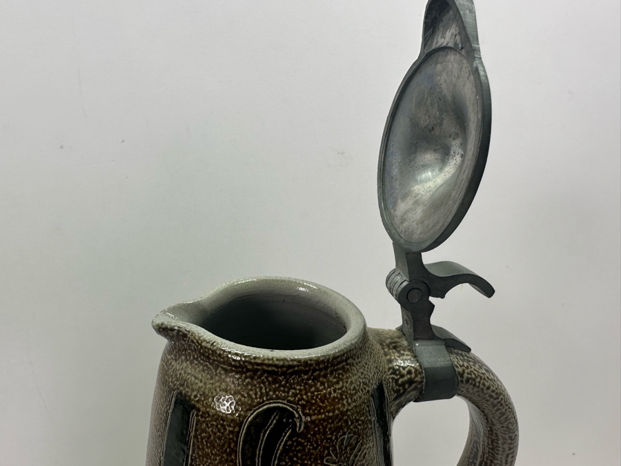 Vintage Large Wim Muhlendyck Animal Stoneware Beer Stein 14'H With Four Matching Cups 3.25'H [Photo 6]