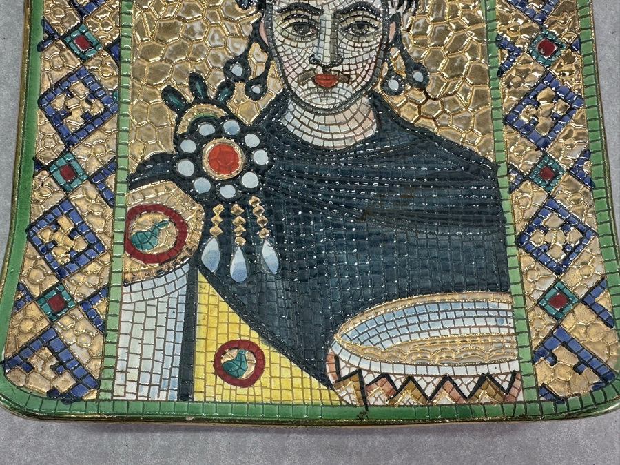 Vintage Hand Painted Italian Suruta Ceramic Empress Theodora Plate 8' X 8' [Photo 4]