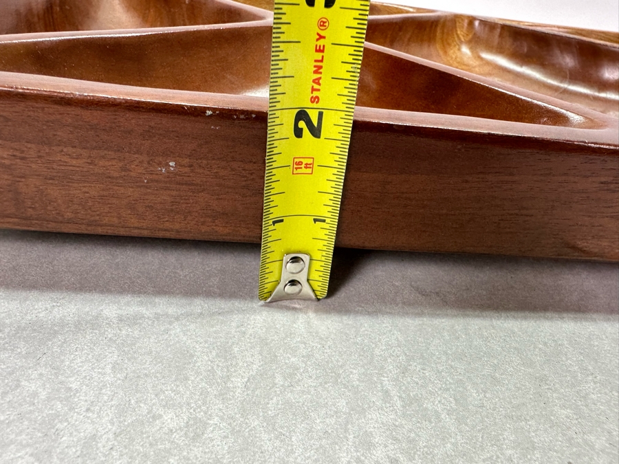 Vintage Carved Wooden Divided Serving Tray 17.5'W X 9'D X 2'H [Photo 7]