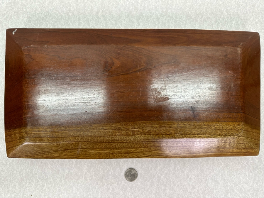 Vintage Carved Wooden Divided Serving Tray 17.5'W X 9'D X 2'H [Photo 4]