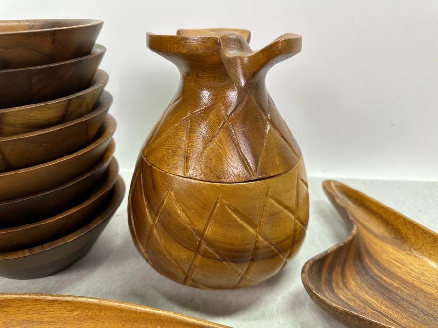 Vintage Wooden Serving Platter & Bowls Plus Wooden Pineapple Jar Monkey Pod [Photo 4]