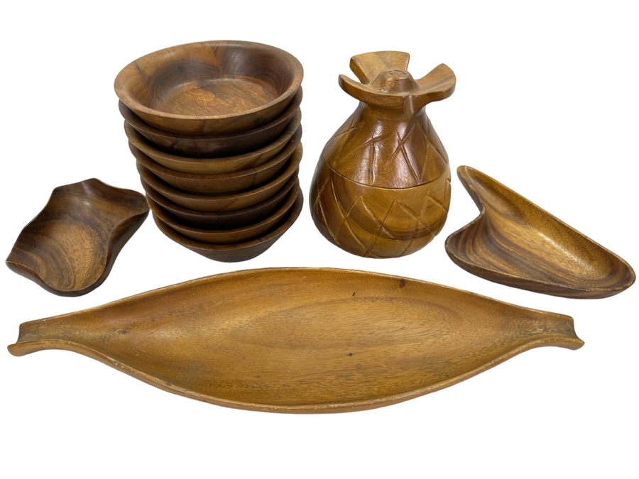 Vintage Wooden Serving Platter & Bowls Plus Wooden Pineapple Jar Monkey Pod