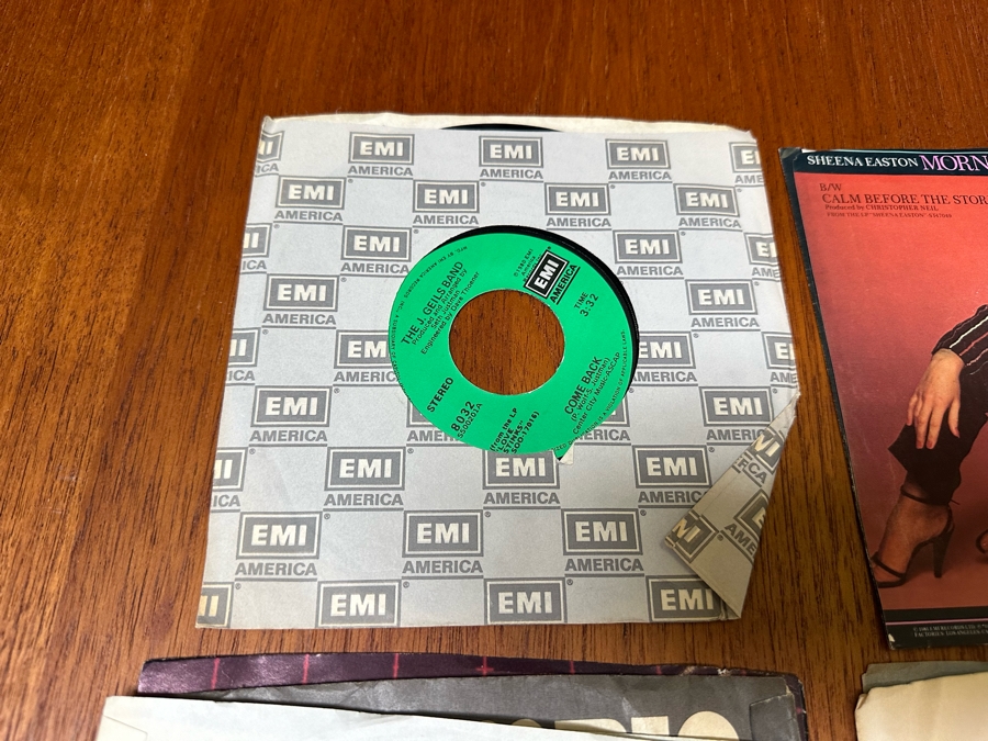 Collection Of Vintage 45rpm Vinyl Records [Photo 19]