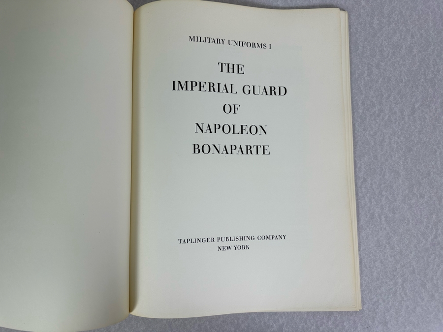 Vintage 1969 Taplinger Publishing Co. Military Uniforms I Of The Imperial Guard Of Napoleon Bonaparte With 16 Full Color Plates [Photo 5]