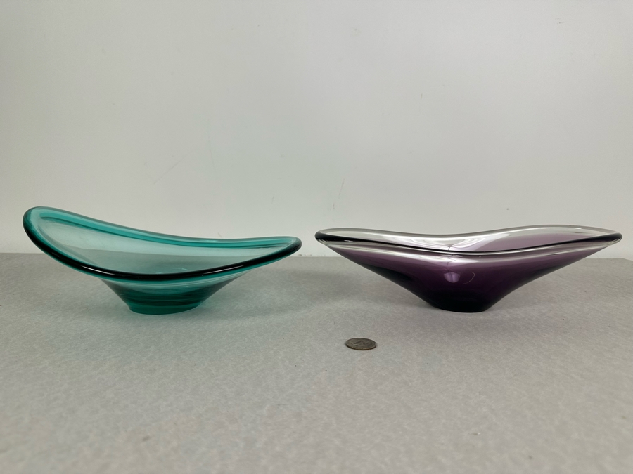 Pair Of Vintage Mid-Century Modern Glass Bowls 10.5W & 12W [Photo 4]