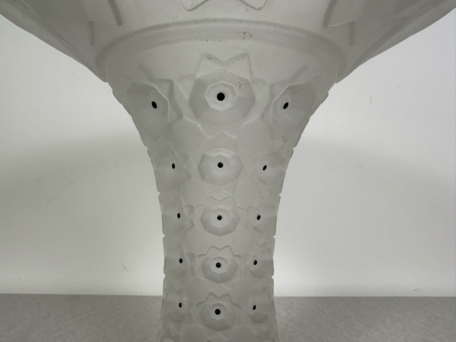 Stunning Vintage Art Glass Vase In The Style Of Lalique 10W X 10H [Photo 4]