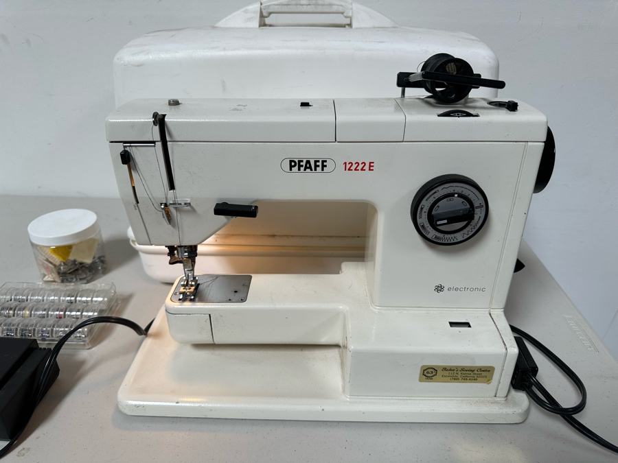 PFAFF 1222E Sewing Machine