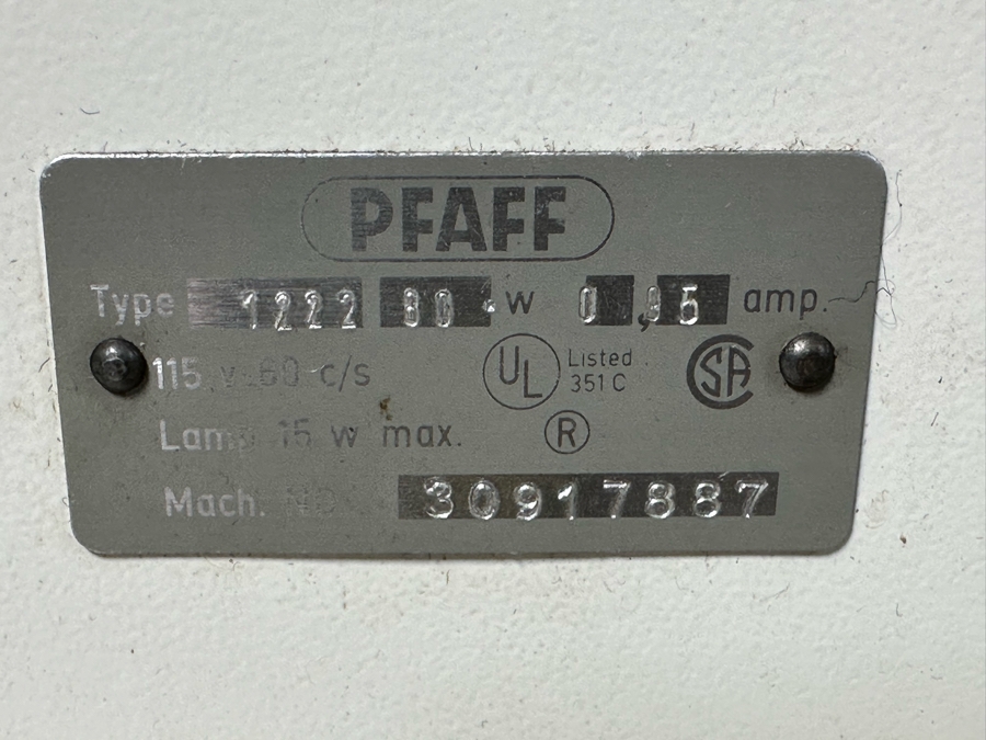 PFAFF 1222E Sewing Machine [Photo 4]