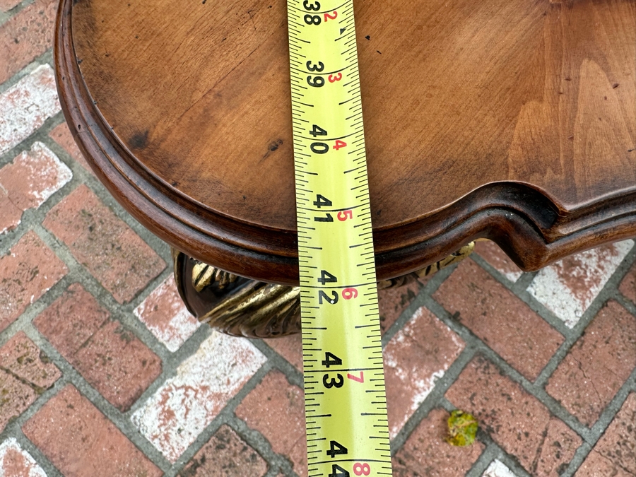 Henredon Furniture Edgerton Cocktail Table Coffee Table 64'W X 42'D X 21.5'H Estimate $800 [Photo 10]