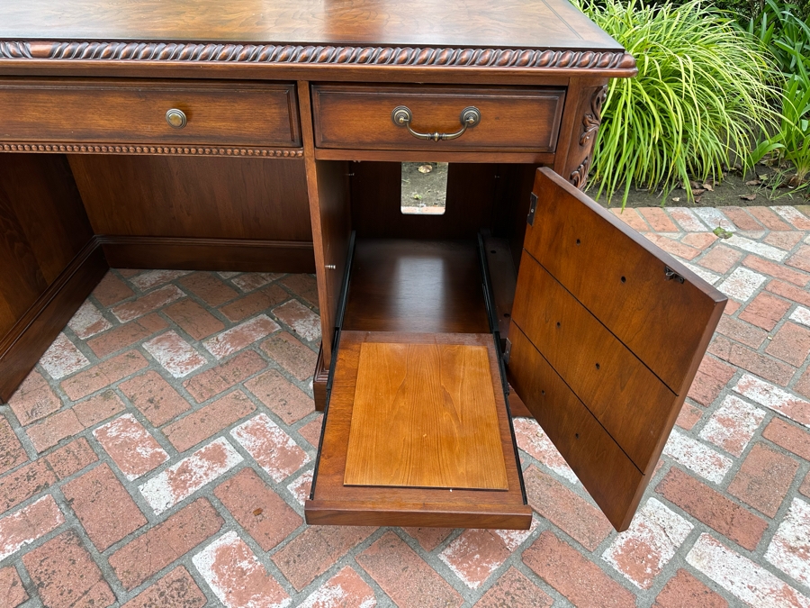 Seven Seas By Hooker Furniture Wooden Office Desk 6'W X 2'D X 31.5'H [Photo 11]