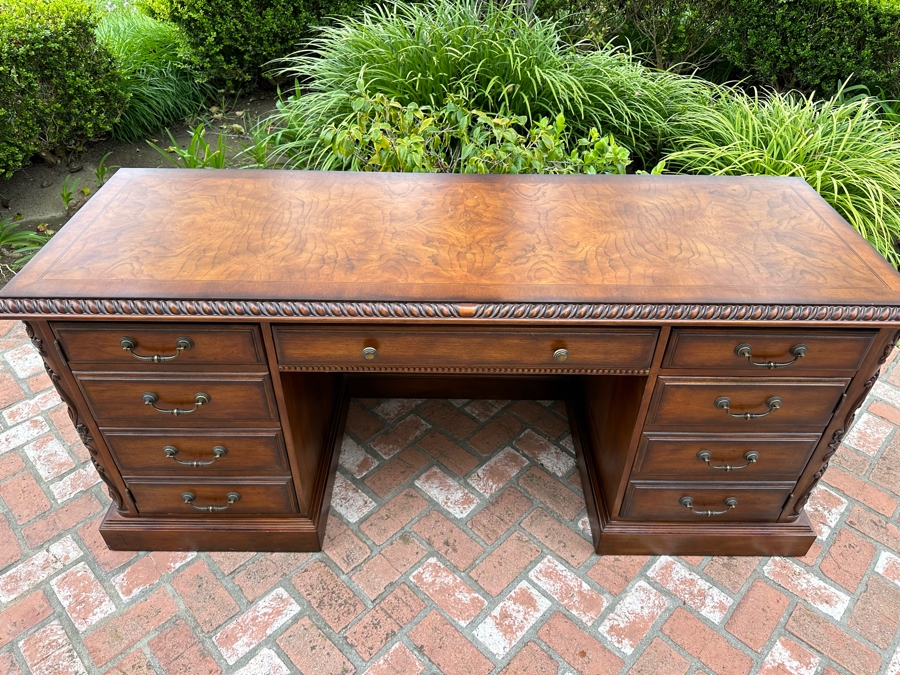 Seven Seas By Hooker Furniture Wooden Office Desk 6'W X 2'D X 31.5'H [Photo 4]