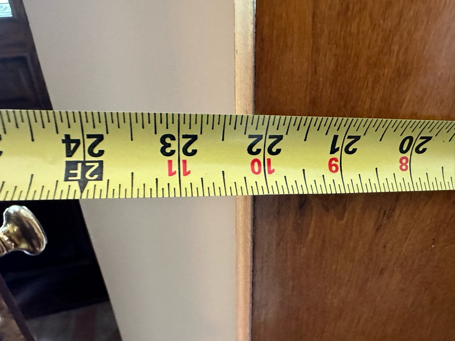 Stunning Century Furniture Pedestal Dining Table 65'R X 31'H With Single Leaf 22'W [Photo 11]