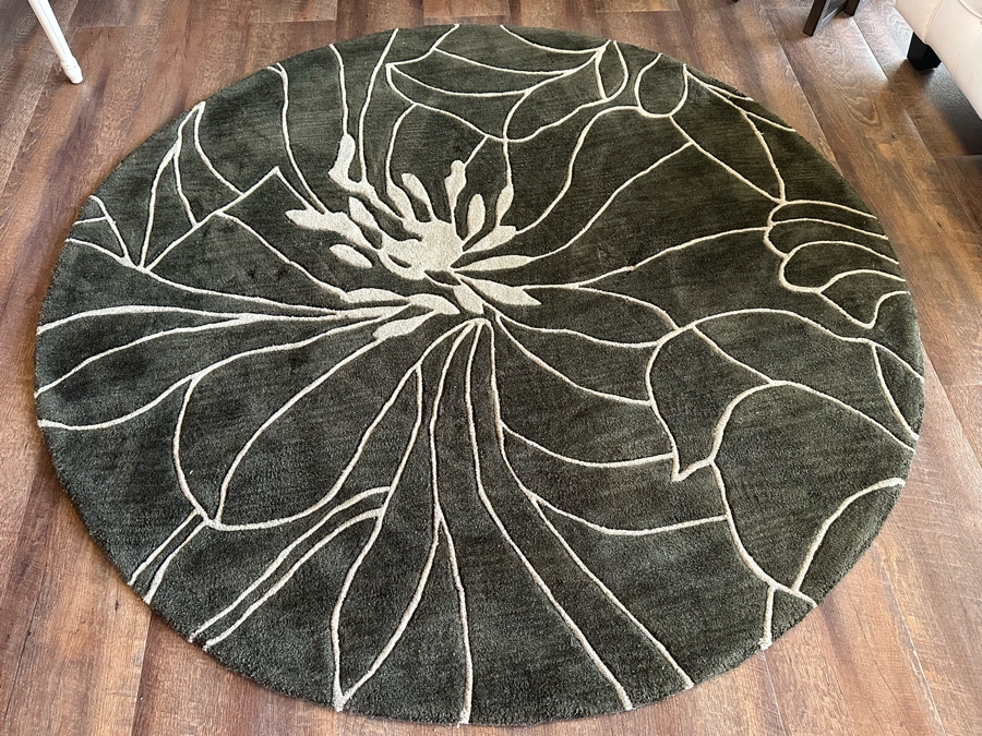 Bali Collection Charcoal / Taupe Floral Chic 56' Round Rug By KAS