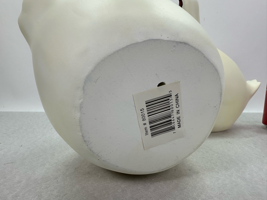 Pair Of Decorative Resin Hen Sculptures, New 11'H [Photo 4]