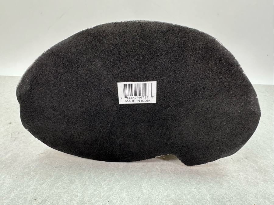 Metal Sculptural Vase, New 8'W X 11'H [Photo 7]