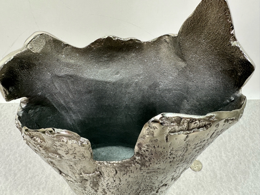 Metal Sculptural Vase, New 8'W X 11'H [Photo 5]