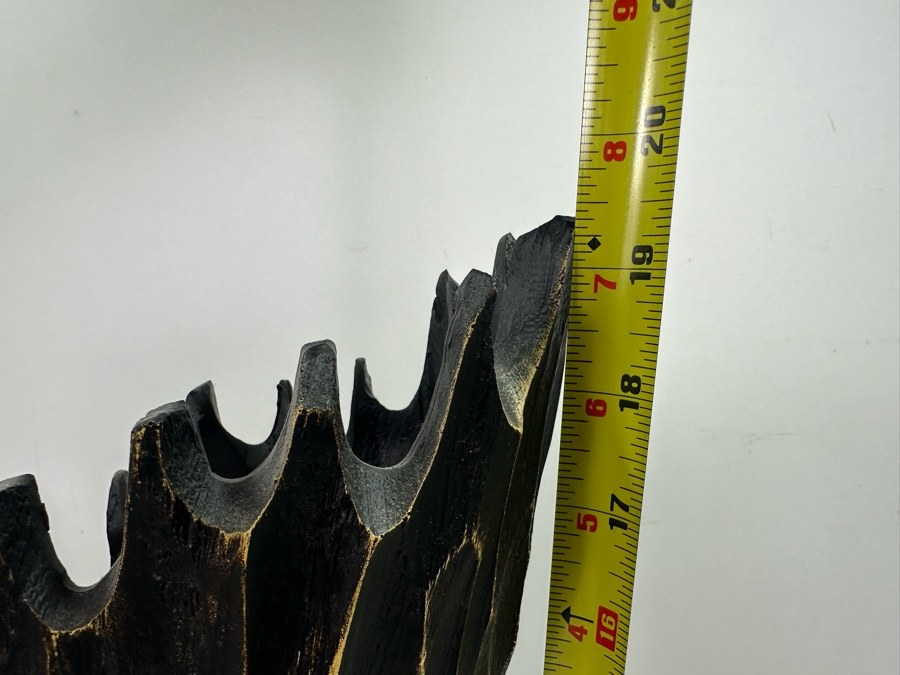 Decorative Resin Vase, New 19'H [Photo 3]