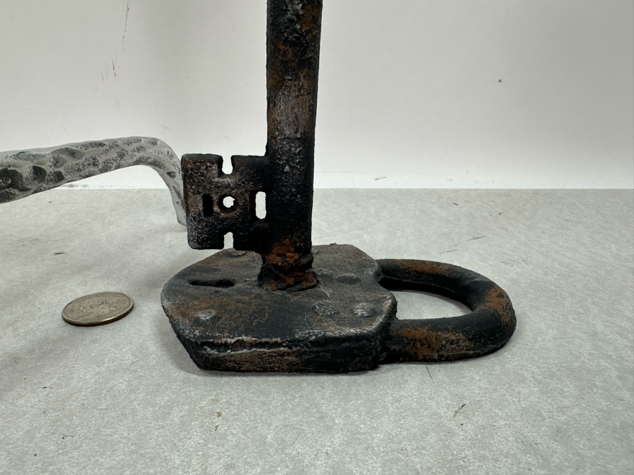 Metal Eyeglasses Sculpture 8'W & Rustic Skeleton Key With Lock Decorative Sculpture 13'H [Photo 4]