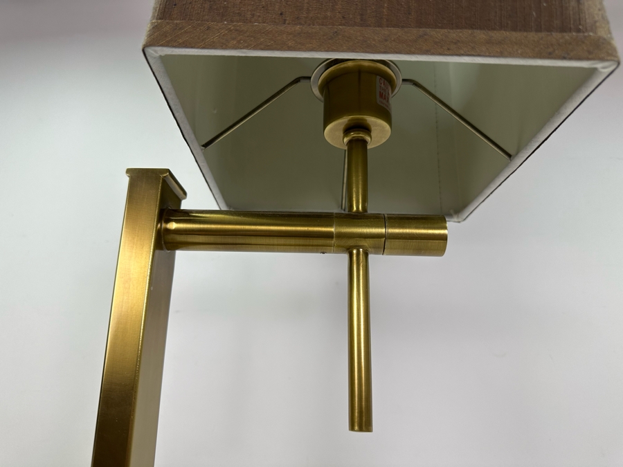 Contemporary Metal Table Lamp 32.5'H [Photo 3]