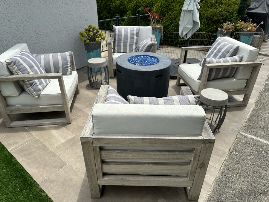 Set Of Four West Elm Outdoor Lounge Armchairs With Throw Pillows 34W X 30D X 33H Retails $3,600 [Photo 8]