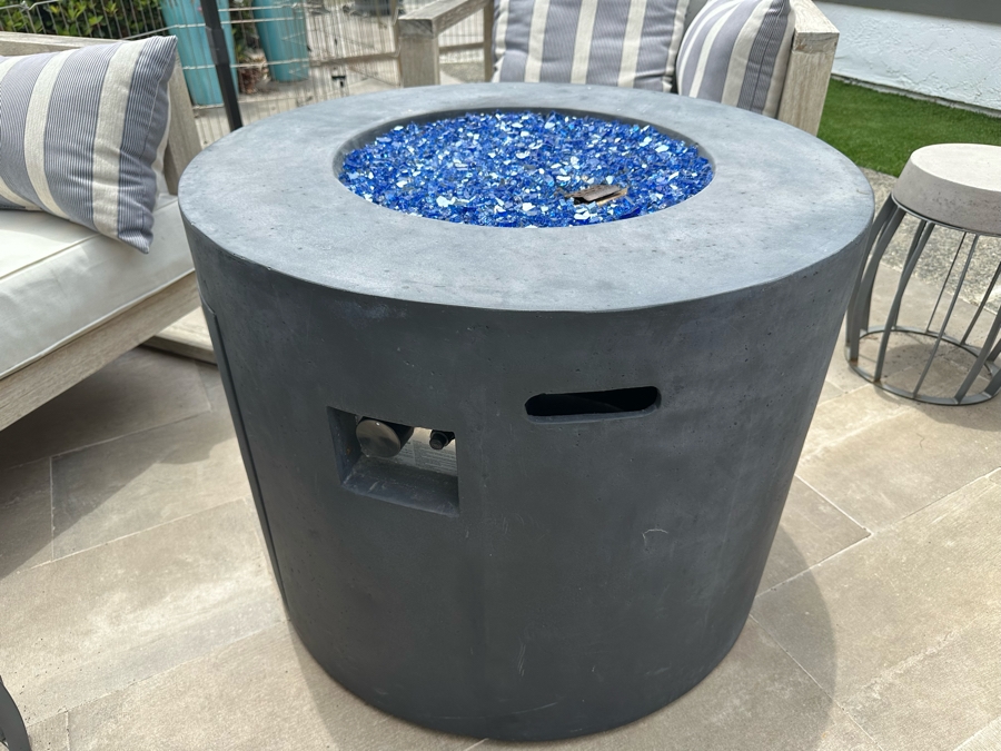 Outdoor Circular Fire Table With Propane Tank 31R X 24.5H