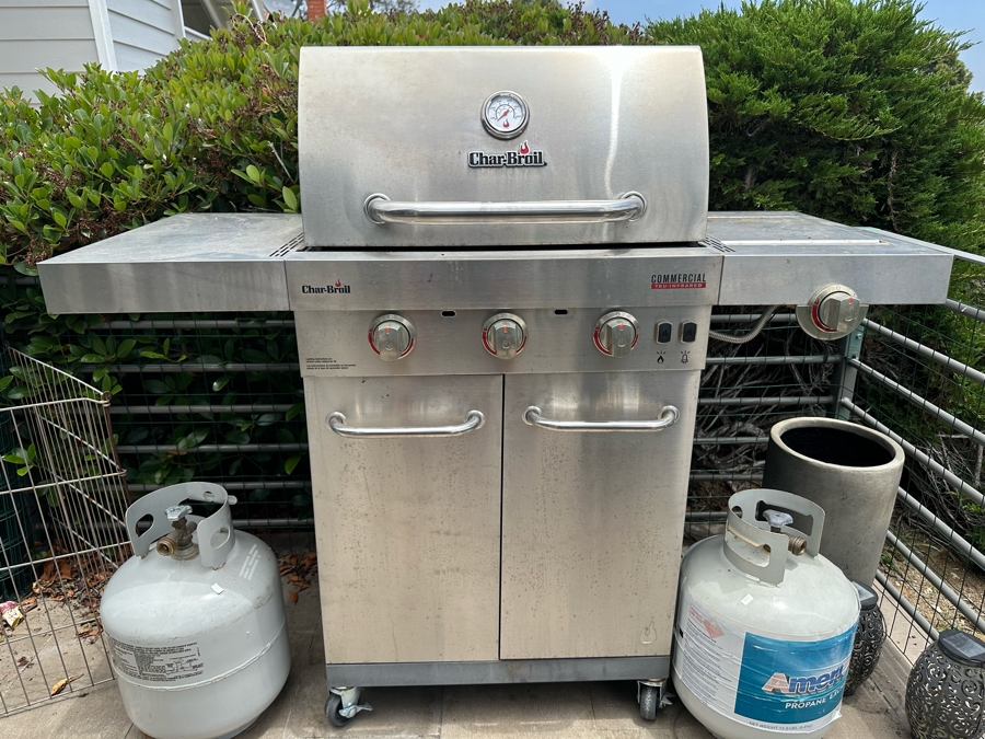 Char-Broil Commercial Grade Tru-Infrared Stainless Steel Outdoor Grill With Cover And One Propane Tank Inside Grill 53W X 21D X 49H [Photo 2]