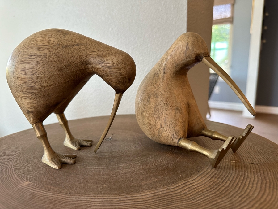 Pair Of Wooden & Metal Kiwi Bird Sculptures 6H [Photo 3]
