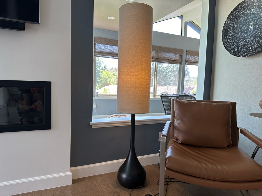 Modernist Metal Tulip Floor Lamp 62H [Photo 4]