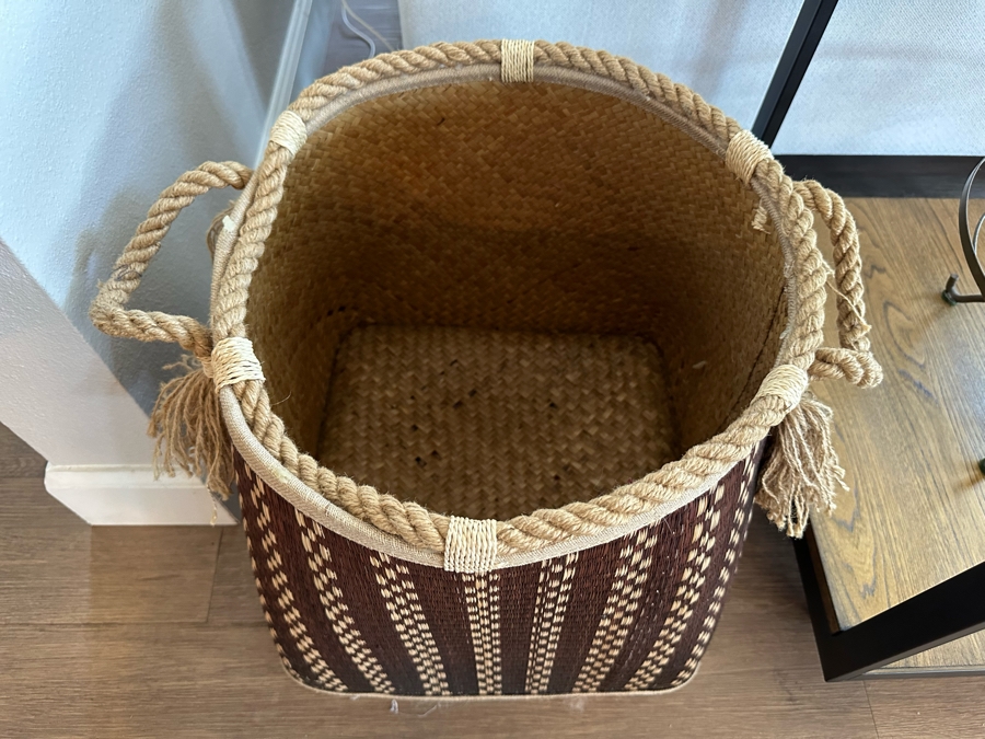Woven Basket With Rope Handles 15'W X 15'H [Photo 2]