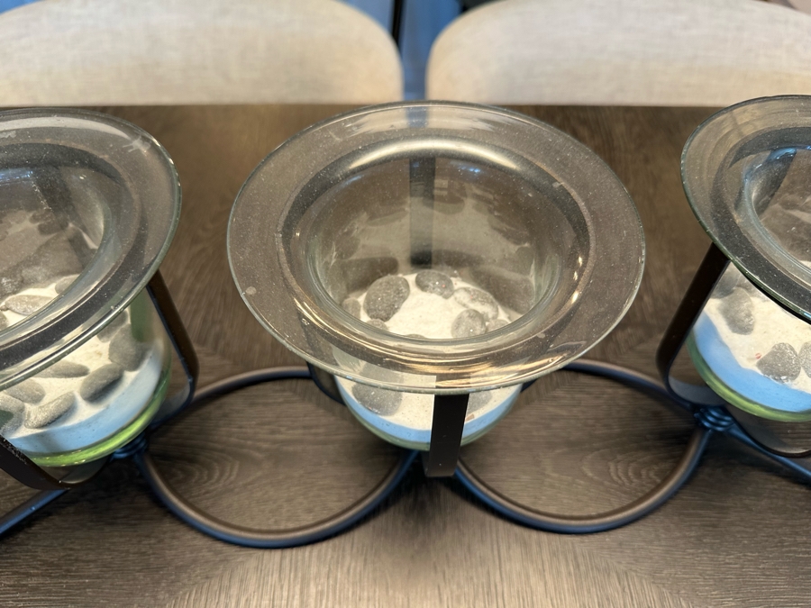 Metal Centerpiece Candle Holder 25'W [Photo 3]