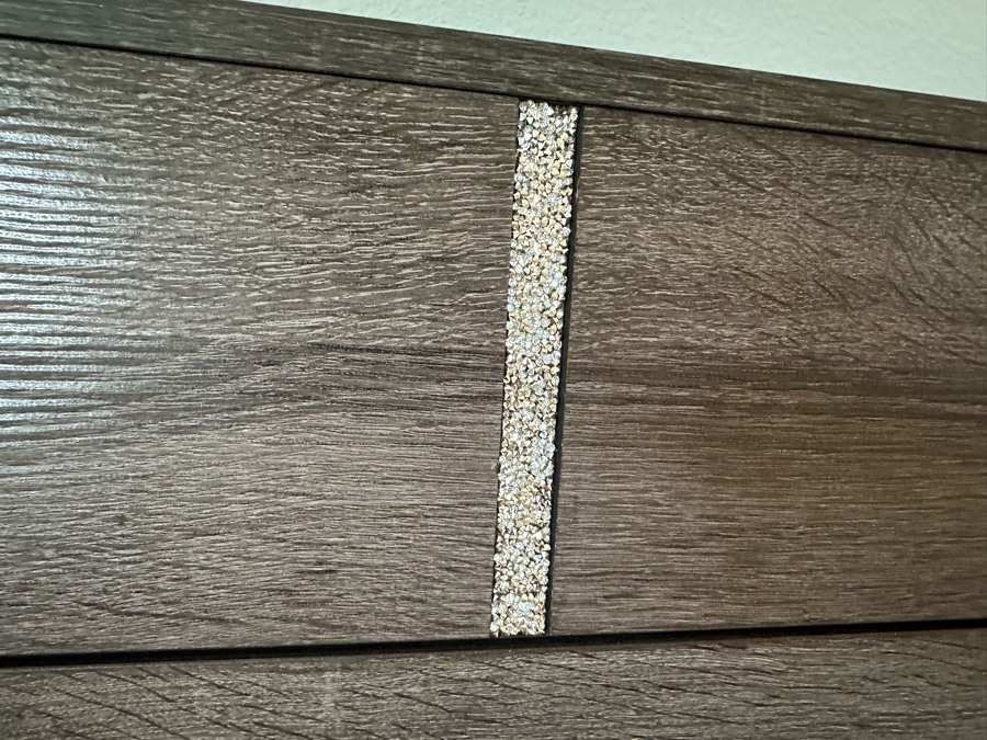 Queen Size Bed With Headboard And Bedding (Mattress Not Included) And Two Matching Nightstands 32'W X 18'D X 29.5'H [Photo 12]