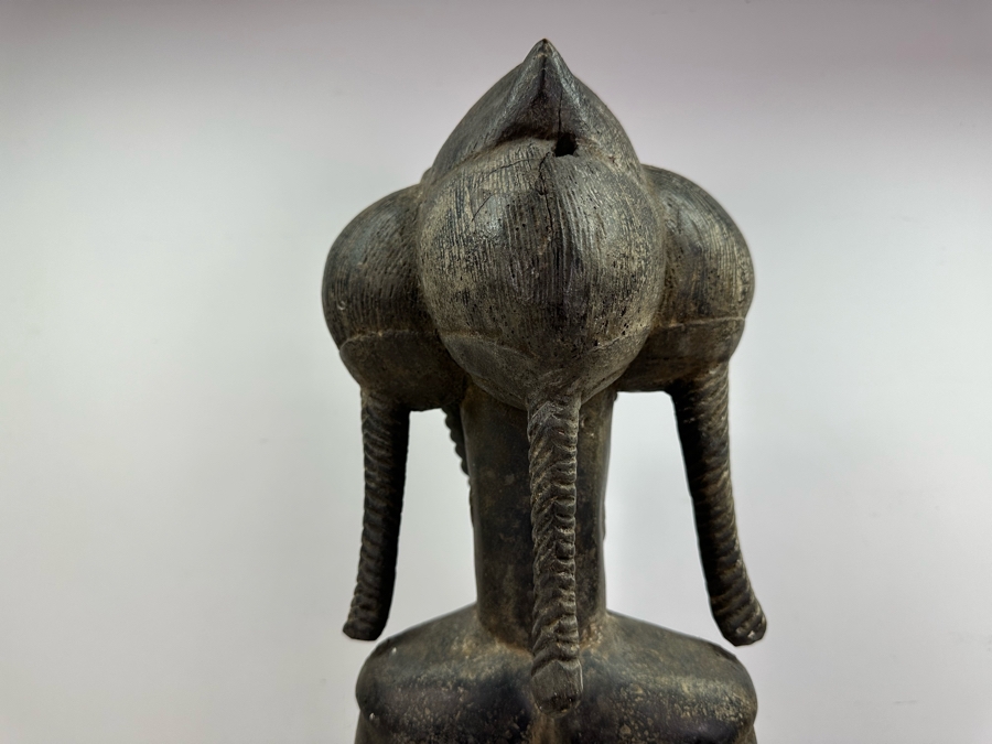 African Carved Wooden Sculpture From The Ivory Coast 28.5'H Estimate $400 [Photo 9]